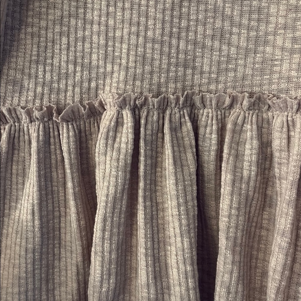 Altered State Women's Beige Ruffled Top - Picture 4 of 5